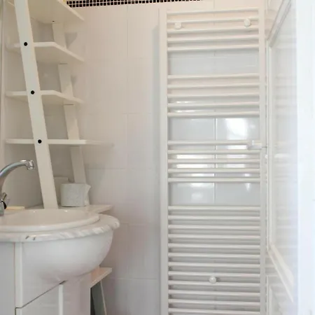 Renove, Idealement Situe A La Baule, Proche Et Commodites - Fr-1-245-86 Appartement *